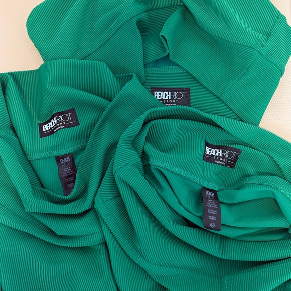 Beach Riot 3-Piece Set (M) - Picture 2 of 3